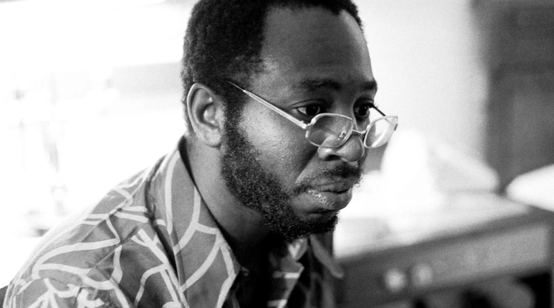curtis-mayfield-70s