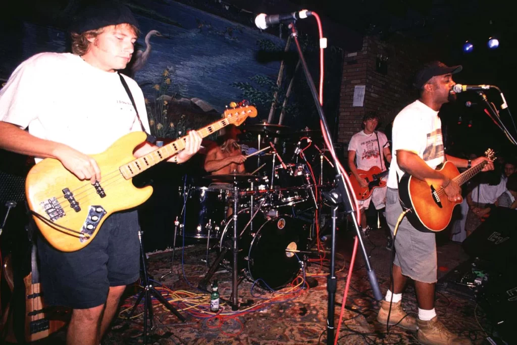 hootie-live