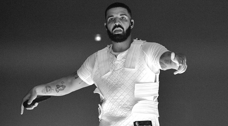 drake-onstage